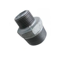 Ніпель чавунний редукційний 1" x 1/2"
